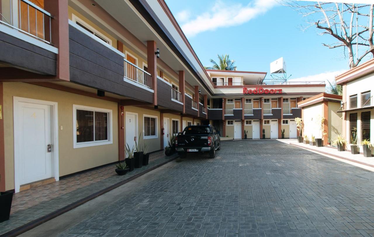 Reddoorz Plus Near Lapasan Plaza Кагаян де Оро Екстериор снимка