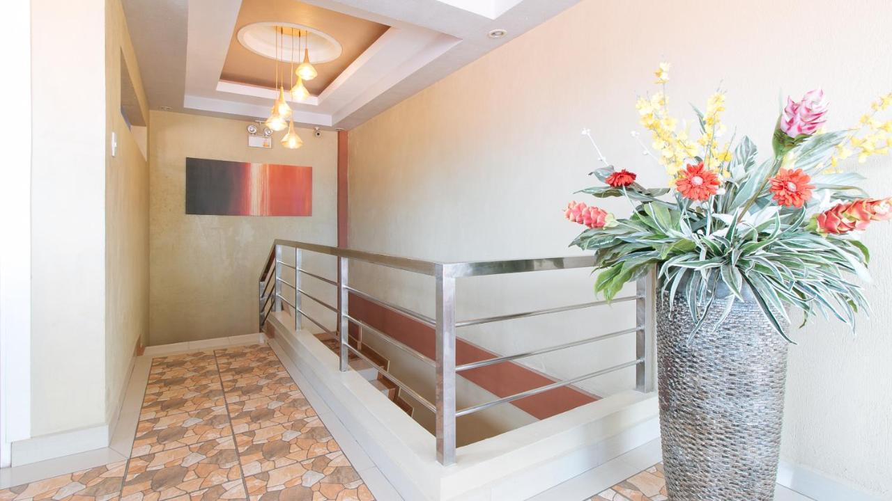 Reddoorz Plus Near Lapasan Plaza Кагаян де Оро Екстериор снимка